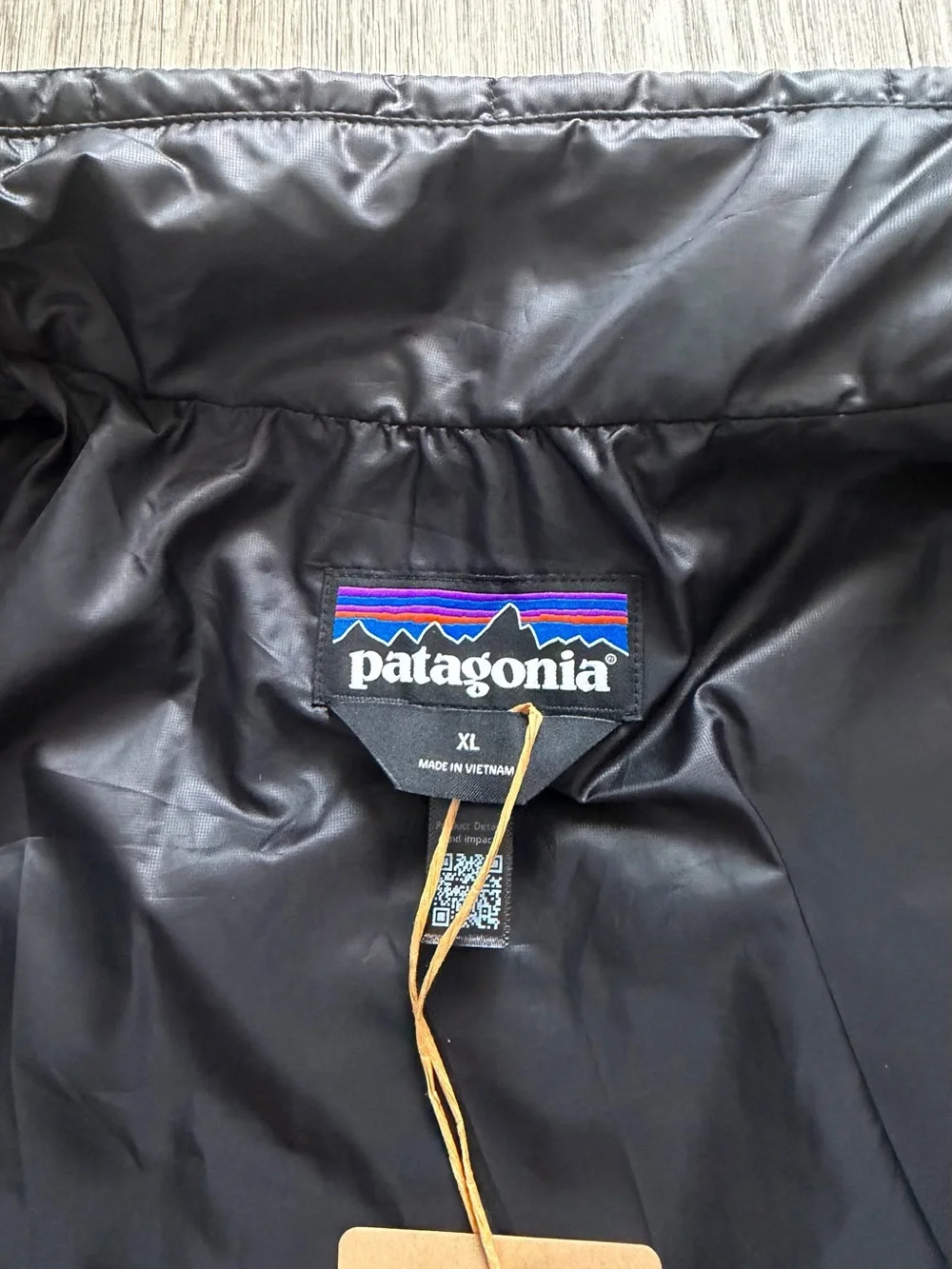 NWT 2026 Patagonia Nano Puff Jacket Men’s XL Black Puffer Coat $100 Off MSRP